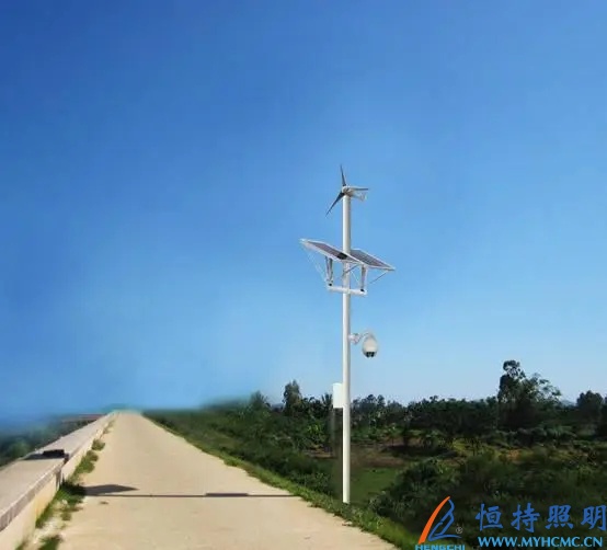 为什么要选择太阳能风光互补路灯